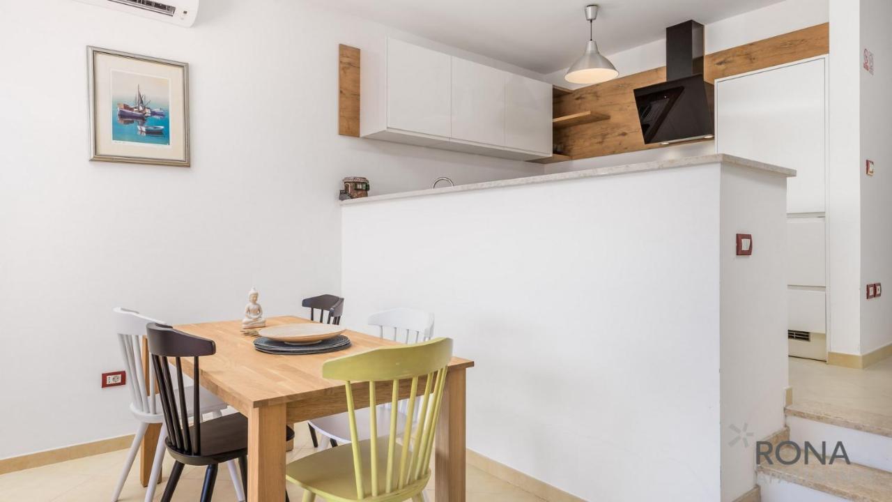 Rona Apartment Denis Umag Exterior foto